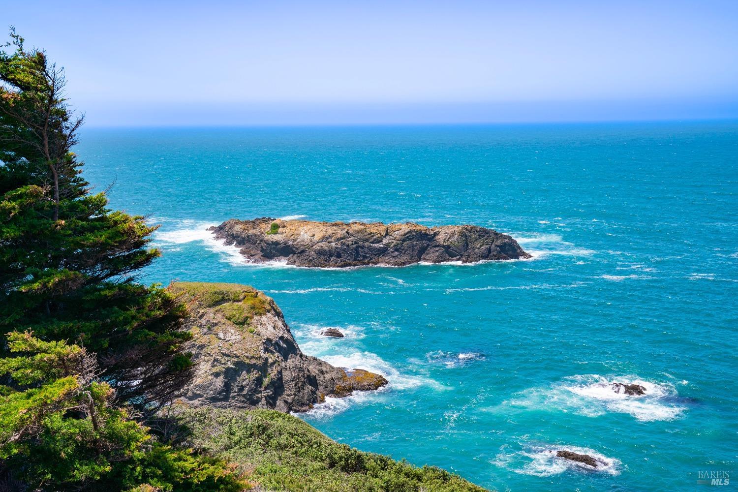 6030 N Highway 1 Little River CA 95456