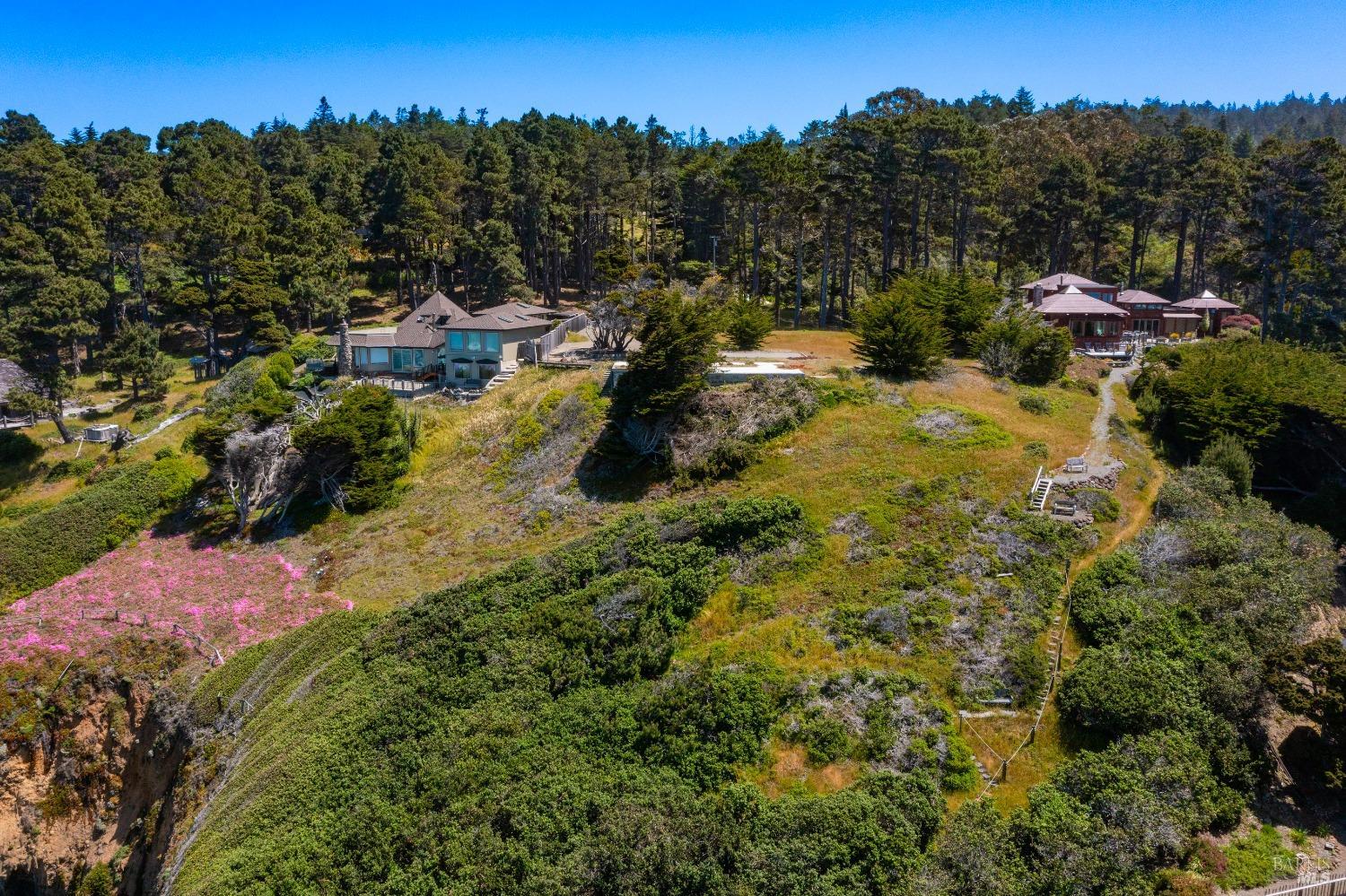 6030 N Highway 1 Little River CA 95456