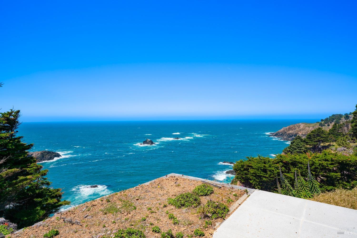 6030 N Highway 1 Little River CA 95456