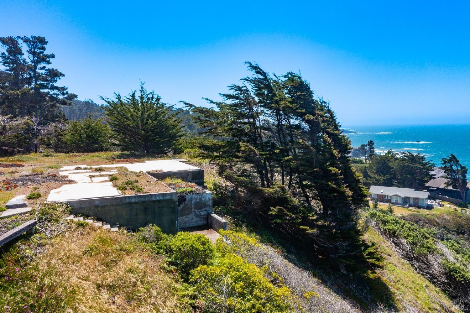 6030 N Highway 1 Little River CA 95456