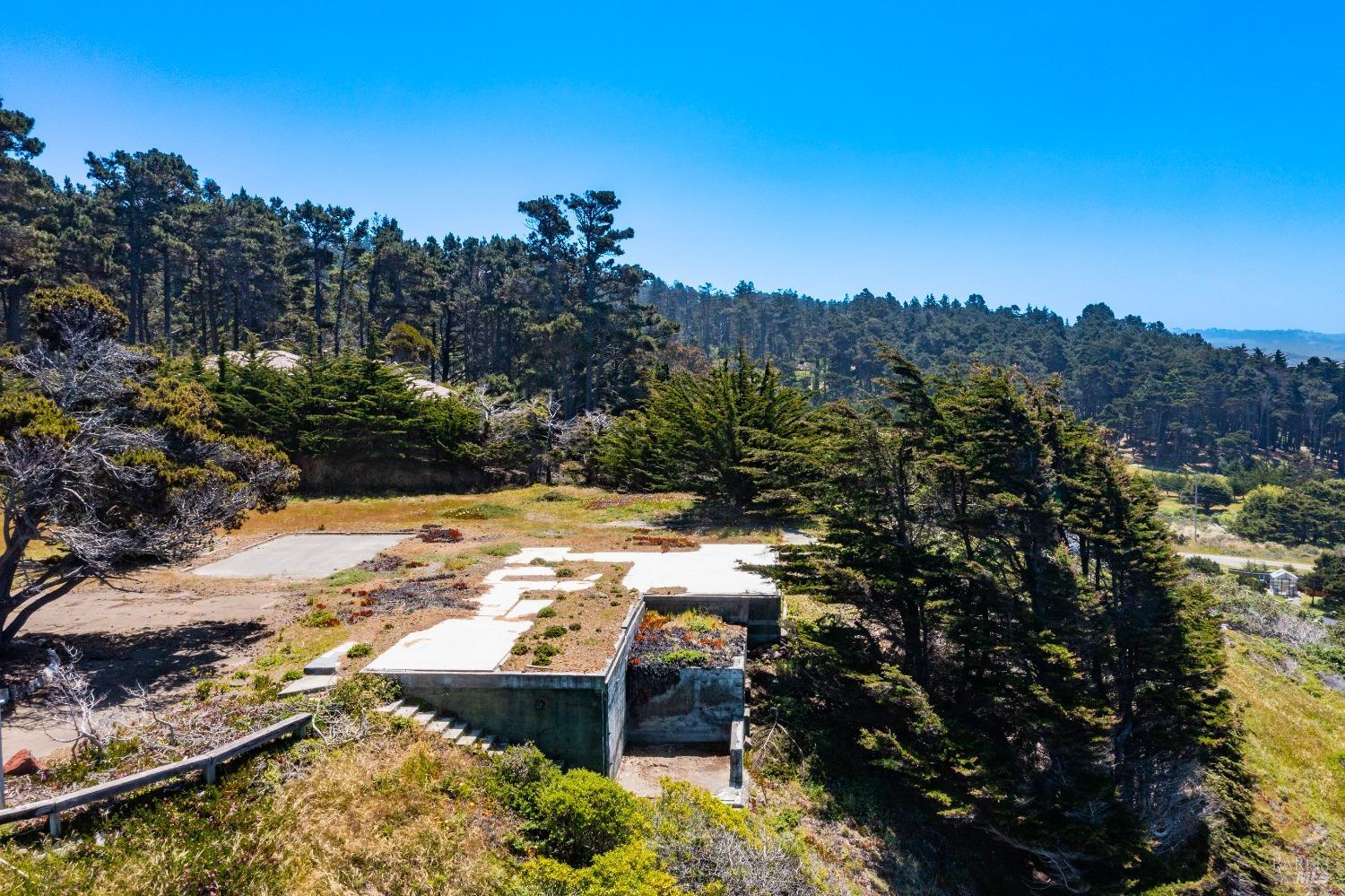 6030 N Highway 1 Little River CA 95456