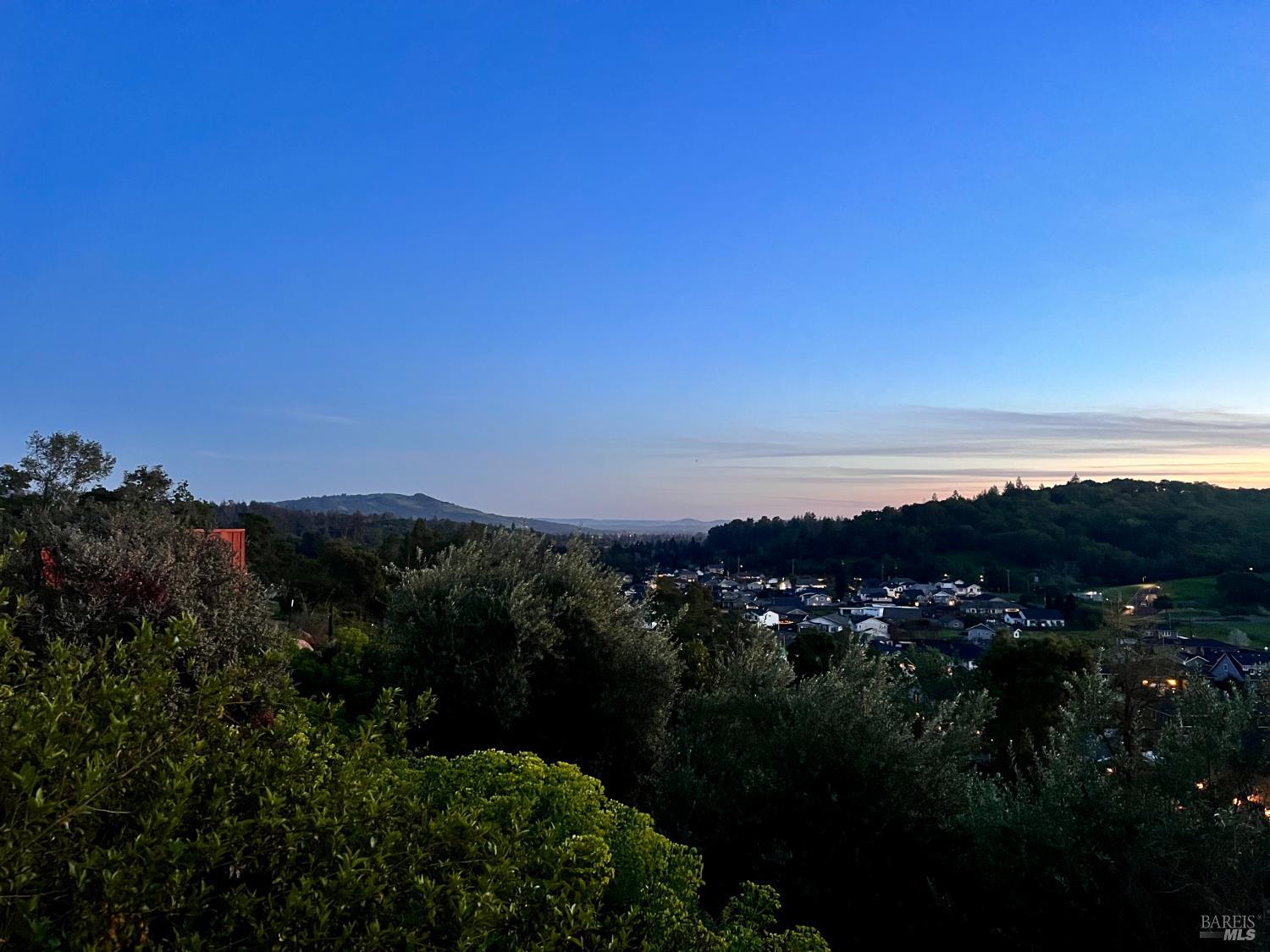 3648 Crown Hill Drive Santa Rosa CA 95404