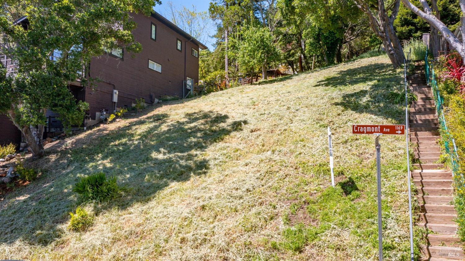 1165 Cragmont Avenue Berkeley CA 94708