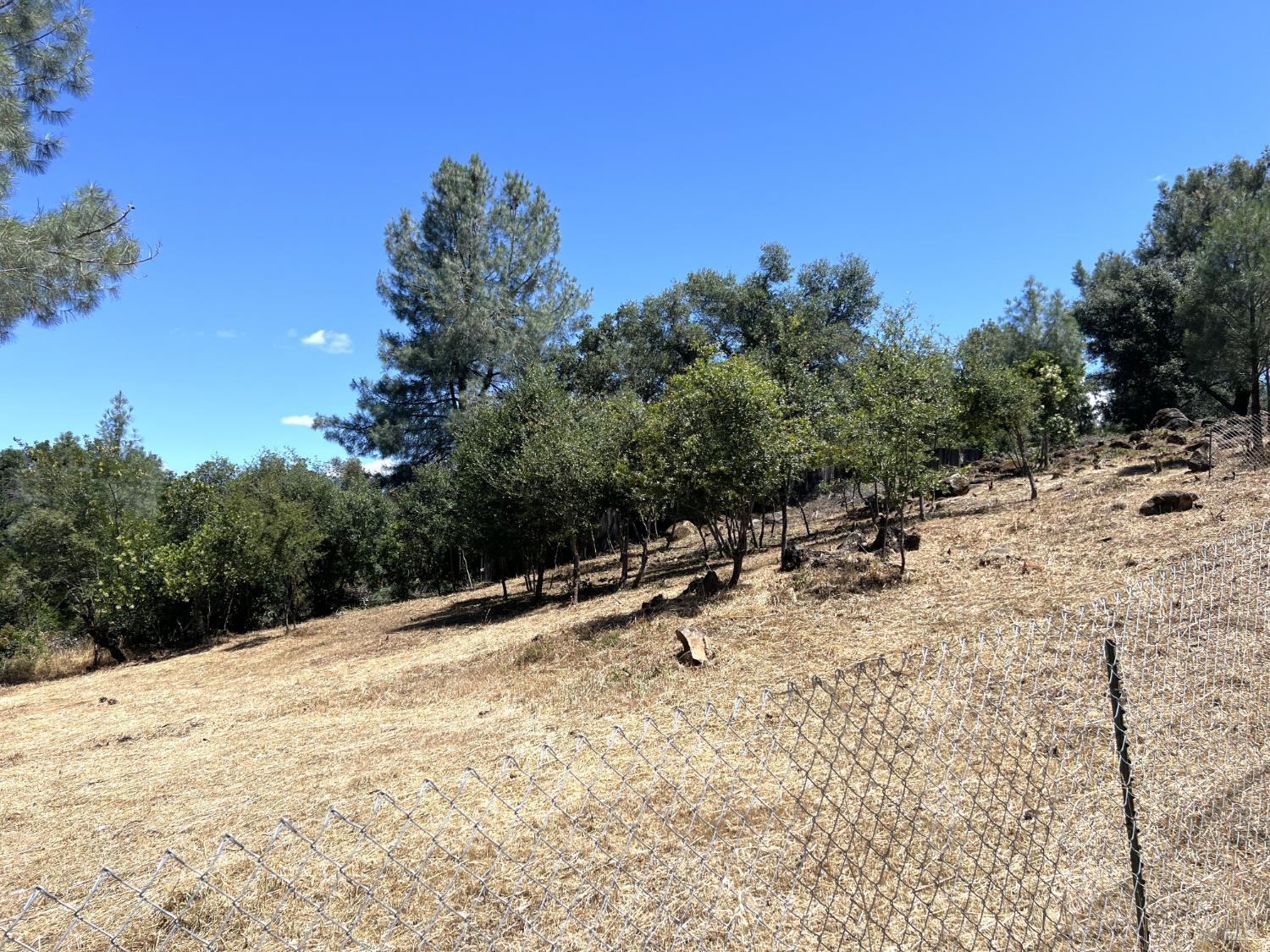 15686 23rd Avenue Clearlake CA 95422