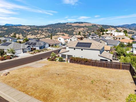 3987 Millbrook Drive Santa Rosa CA 95404