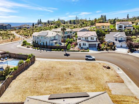 3987 Millbrook Drive Santa Rosa CA 95404
