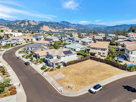 3987 Millbrook Drive Santa Rosa CA 95404