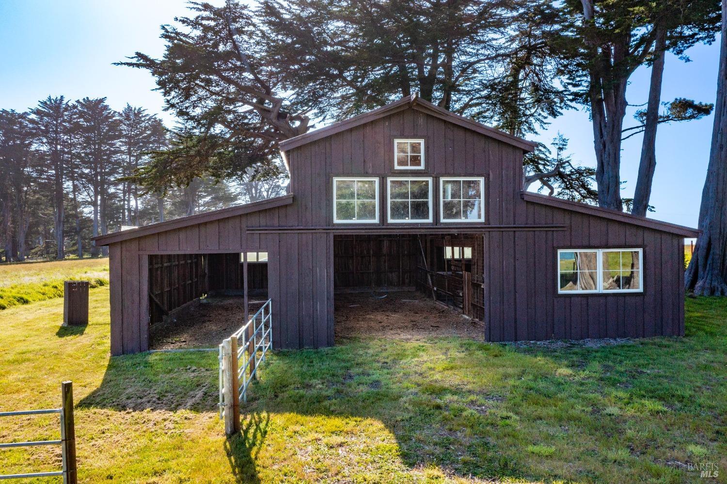 32550 Navarro Ridge Road Albion CA 95410