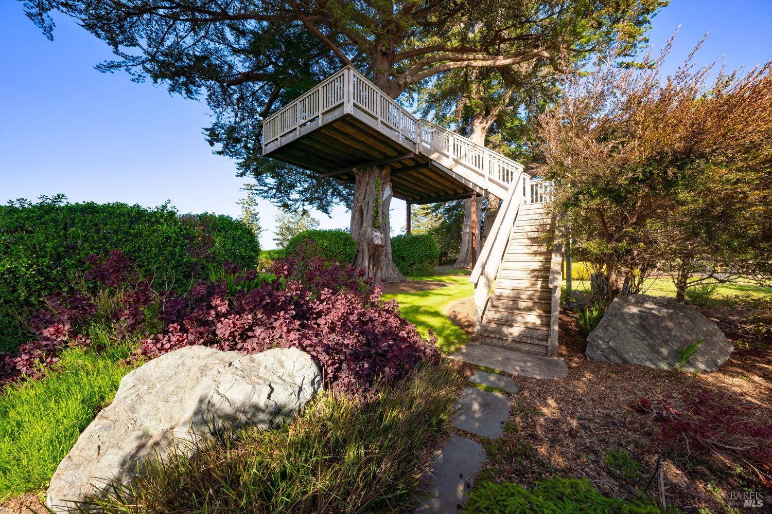 32550 Navarro Ridge Road Albion CA 95410