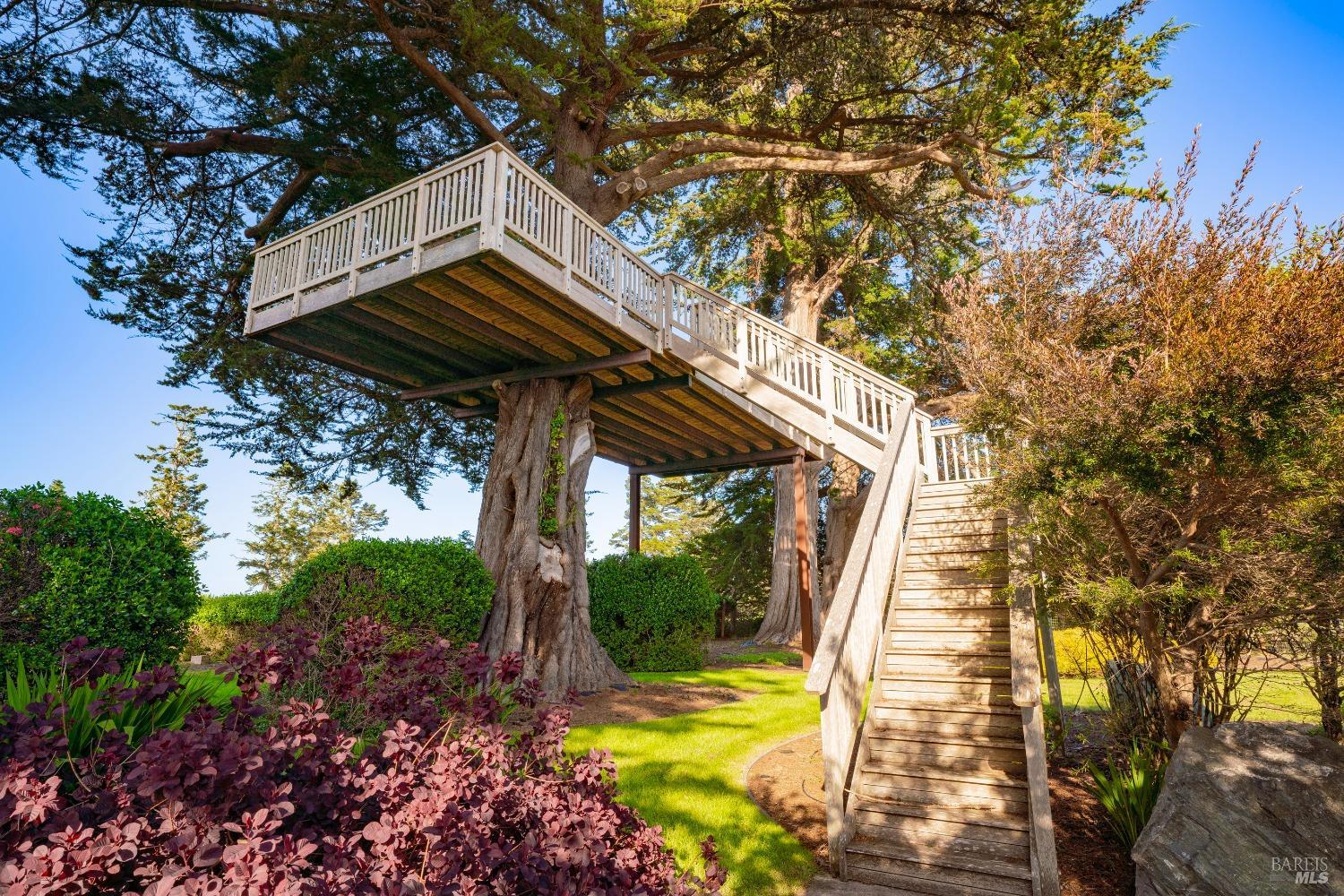 32550 Navarro Ridge Road Albion CA 95410