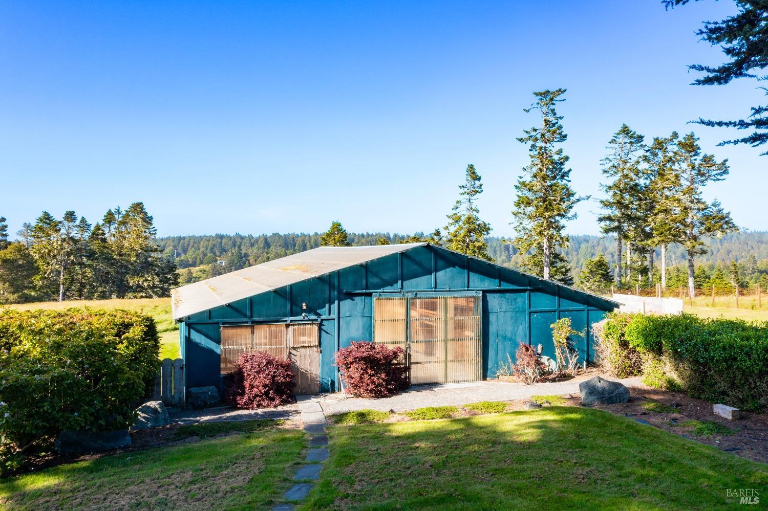 32550 Navarro Ridge Road Albion CA 95410