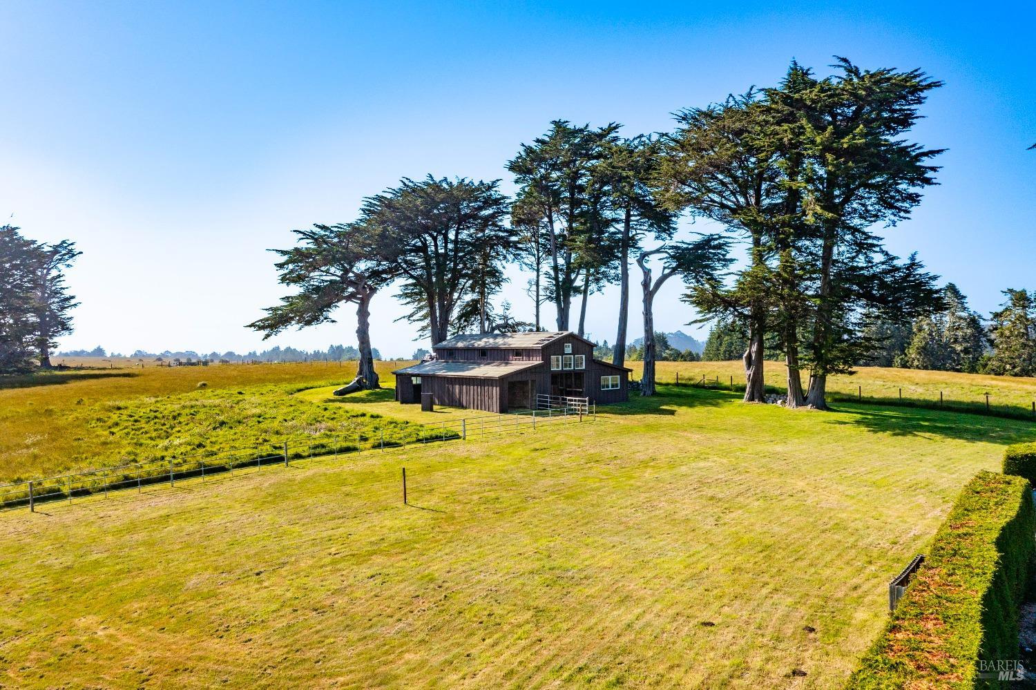 32550 Navarro Ridge Road Albion CA 95410