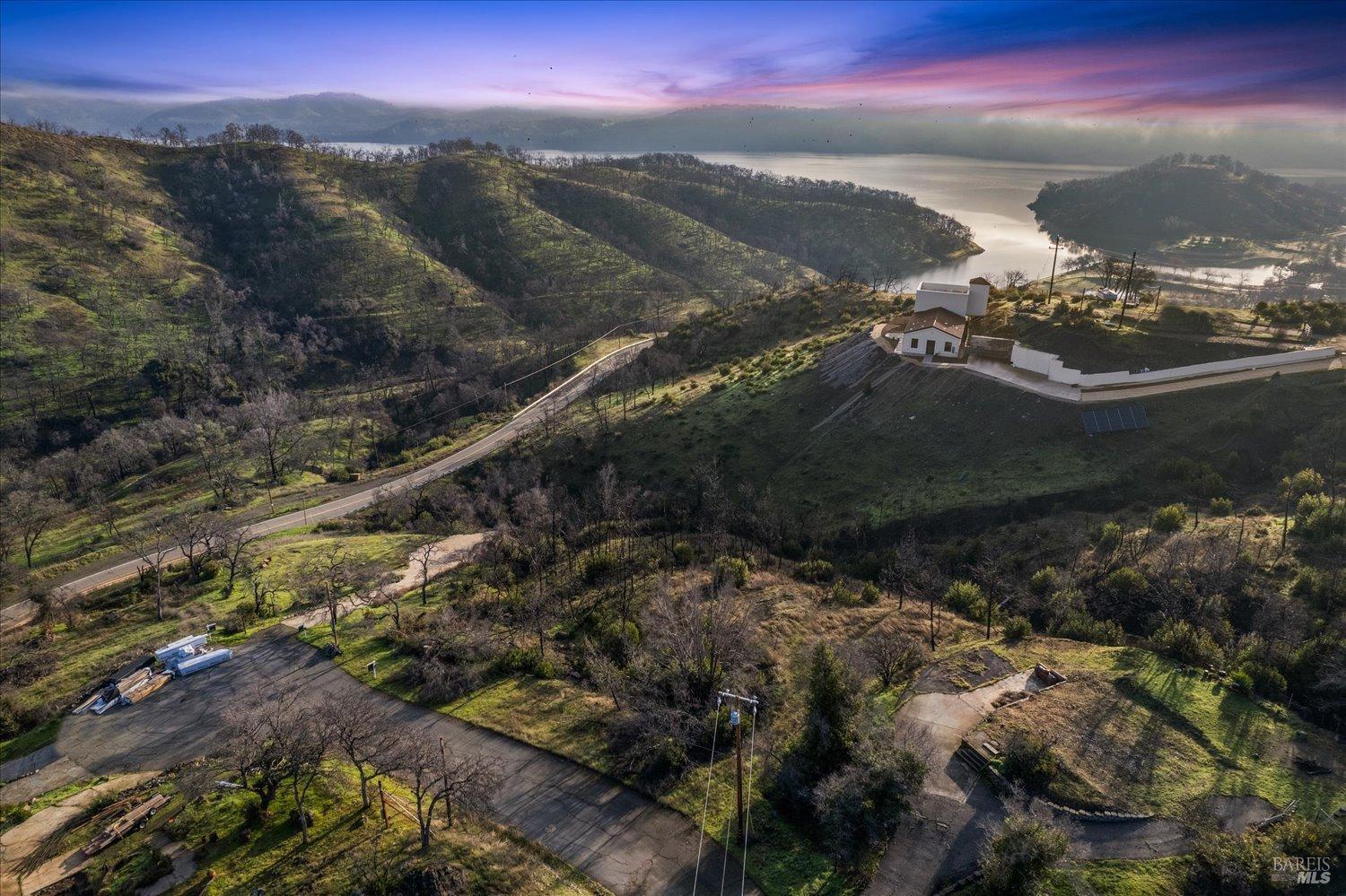 8 Live Oak Lane Napa CA 94558