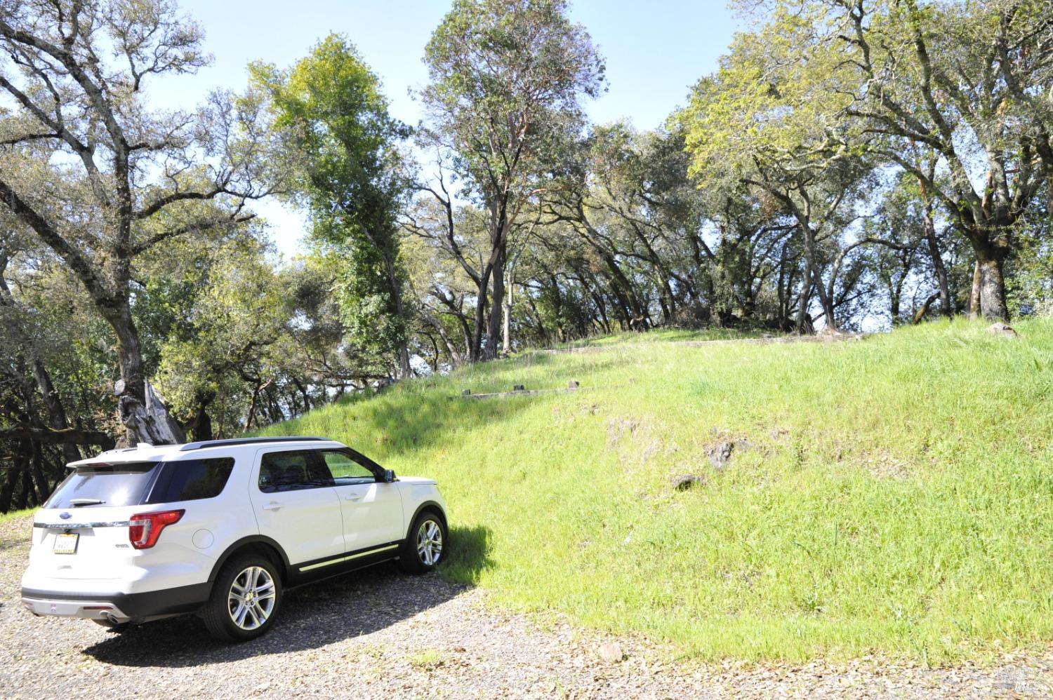 279-283 Clear Ridge Drive Healdsburg CA 95448