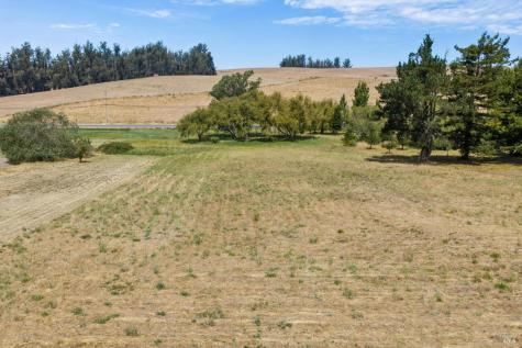 6157 Bodega Avenue Petaluma CA 94952