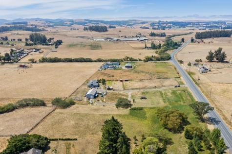 6157 Bodega Avenue Petaluma CA 94952