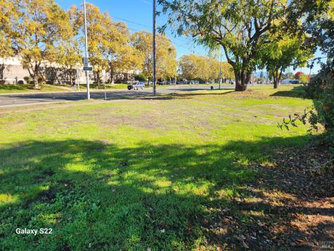 2100 Sebastopol Road Santa Rosa CA 95407