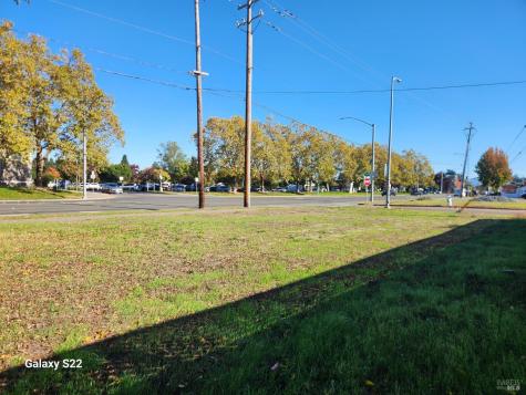 2100 Sebastopol Road Santa Rosa CA 95407