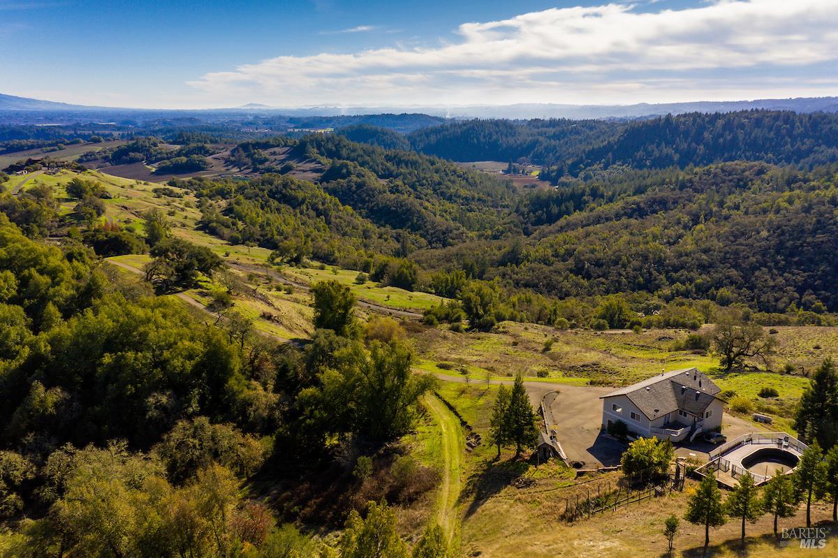 2365 Sweetwater Springs Road Healdsburg CA 95448