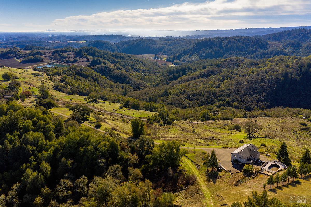 2365 Sweetwater Springs Road Healdsburg CA 95448