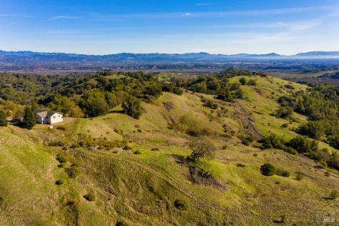 2365 Sweetwater Springs Road Healdsburg CA 95448