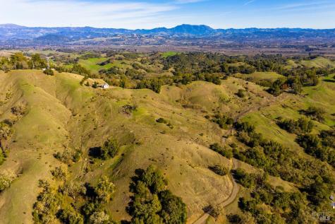 2365 Sweetwater Springs Road Healdsburg CA 95448