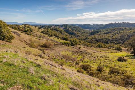2365 Sweetwater Springs Road Healdsburg CA 95448