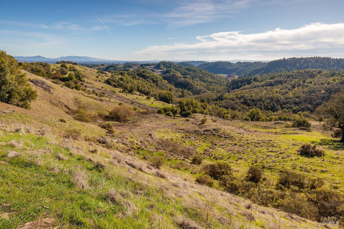 2365 Sweetwater Springs Road Healdsburg CA 95448