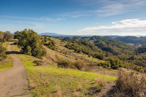 2365 Sweetwater Springs Road Healdsburg CA 95448