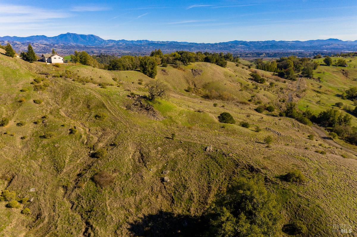 2365 Sweetwater Springs Road Healdsburg CA 95448
