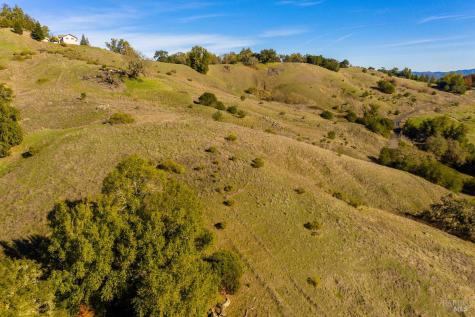 2365 Sweetwater Springs Road Healdsburg CA 95448