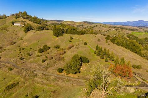 2365 Sweetwater Springs Road Healdsburg CA 95448