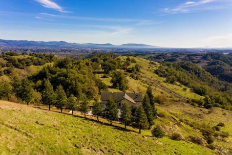 2365 Sweetwater Springs Road Healdsburg CA 95448