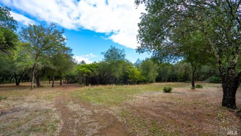 593 W 2nd Street Cloverdale CA 95425