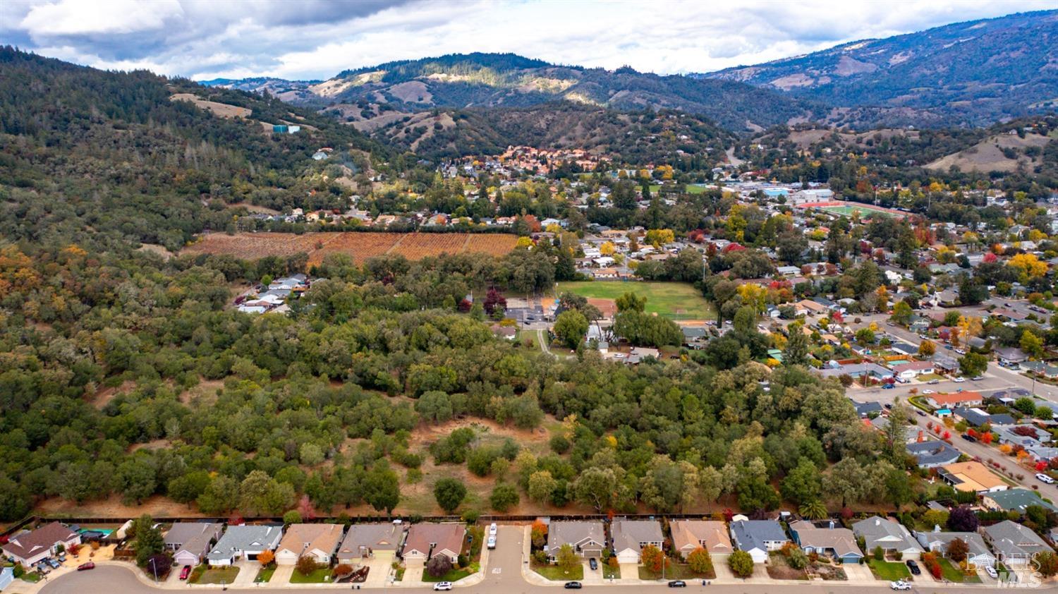 593 W 2nd Street Cloverdale CA 95425