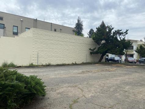 330 Center Street Healdsburg CA 95448