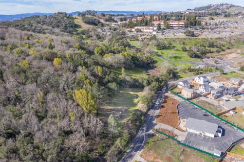 3473 Parker Hill Road Santa Rosa CA 95404