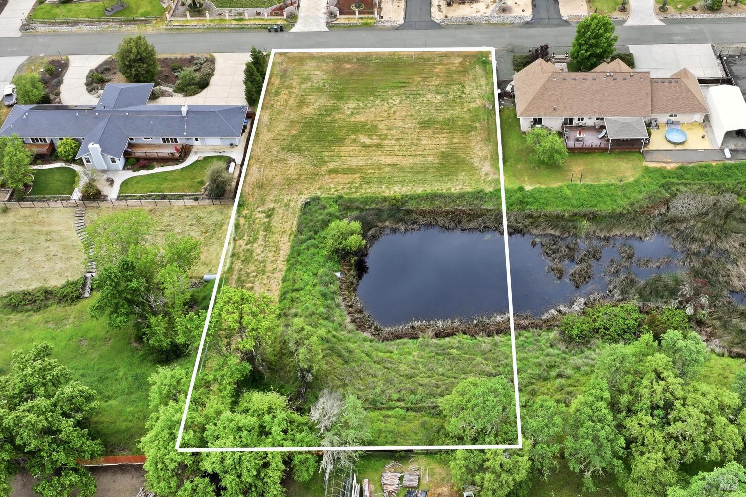 1100 Oak Park Way Lakeport CA 95453