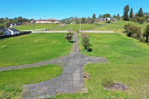 1360 NE Riebli Road Santa Rosa CA 95404