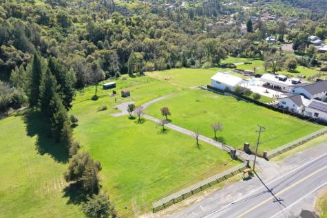 1360 NE Riebli Road Santa Rosa CA 95404