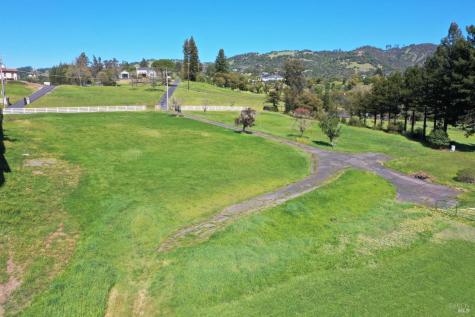 1360 NE Riebli Road Santa Rosa CA 95404