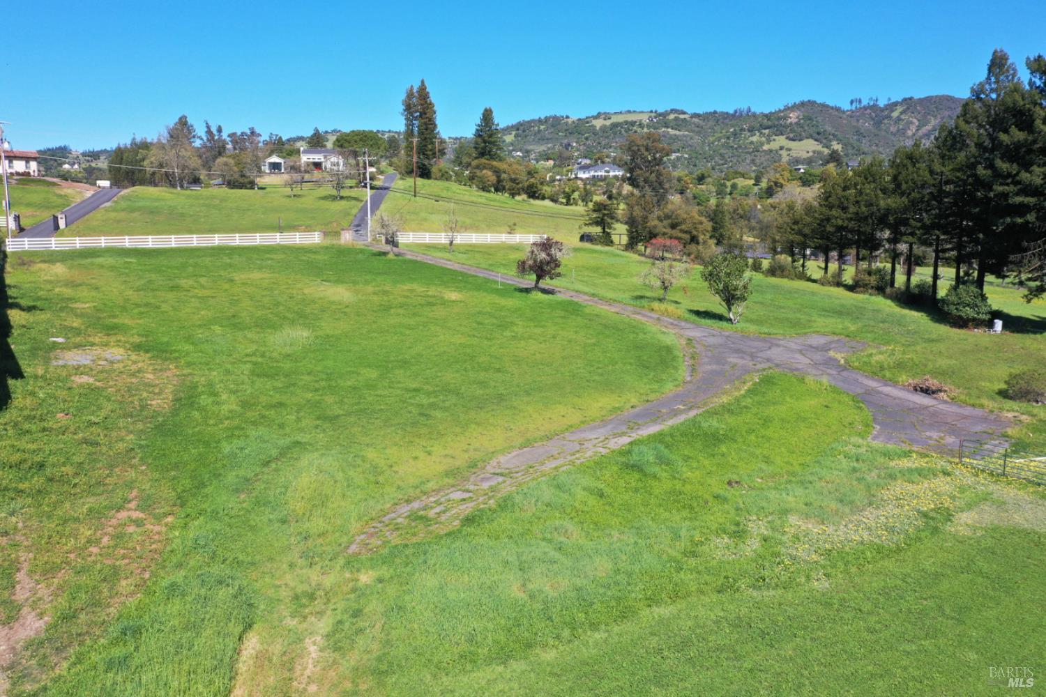 1360 NE Riebli Road Santa Rosa CA 95404