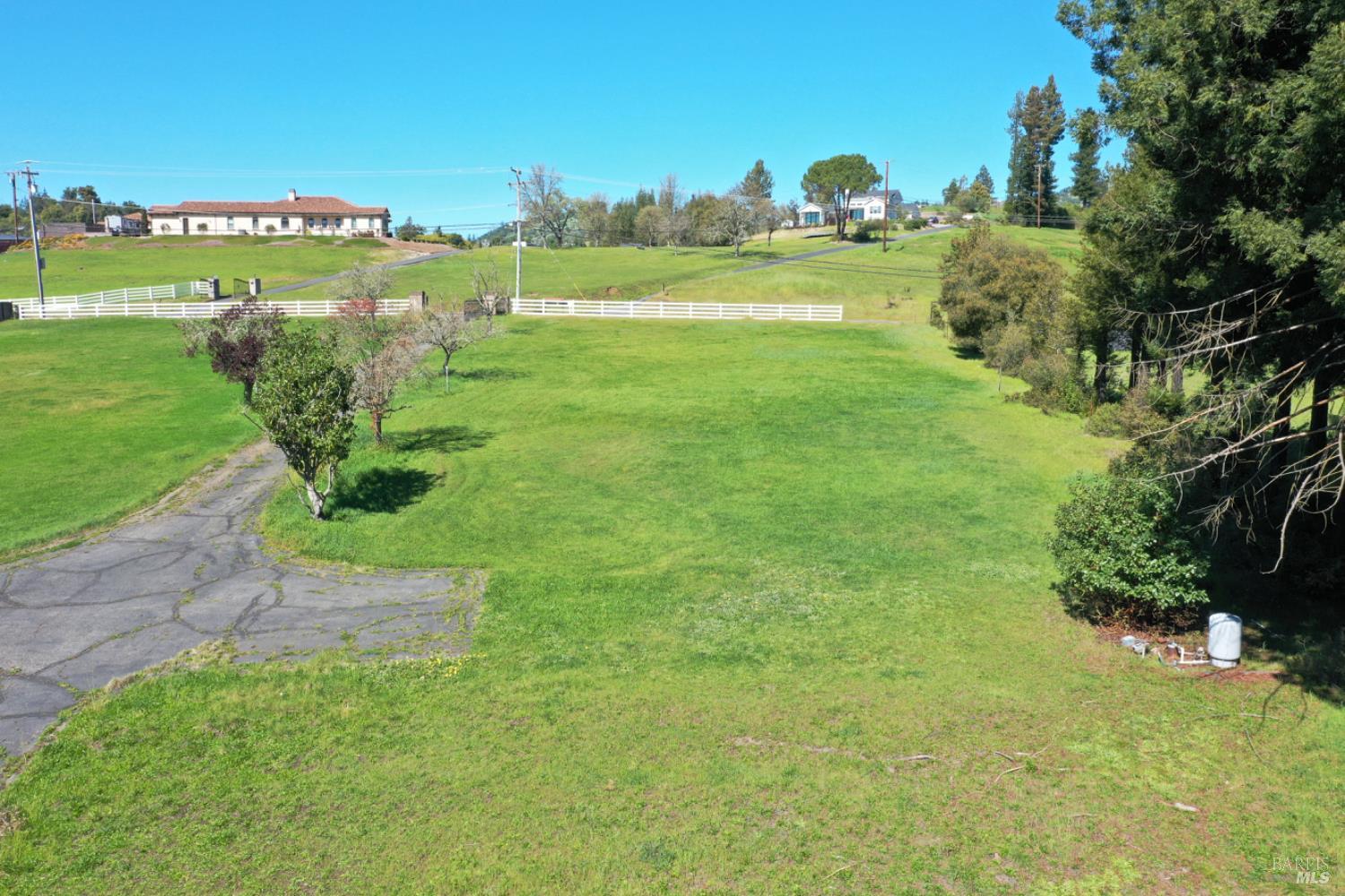 1360 NE Riebli Road Santa Rosa CA 95404