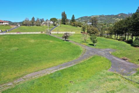 1360 NE Riebli Road Santa Rosa CA 95404