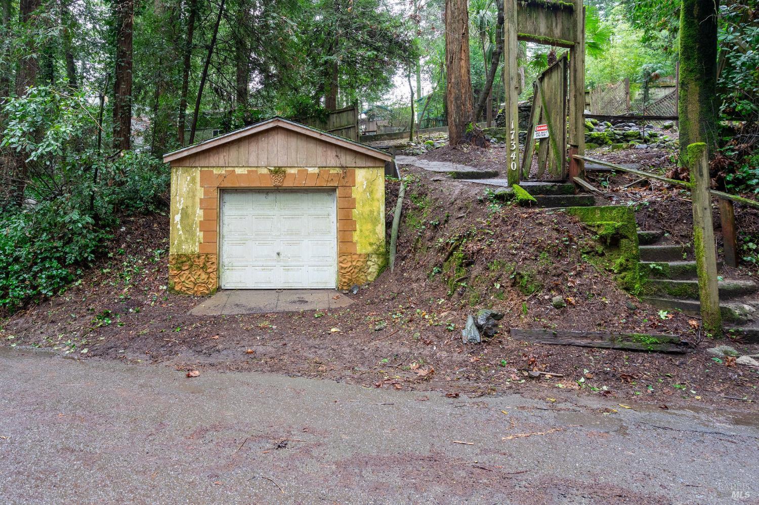17340 Park Avenue Guerneville CA 95446