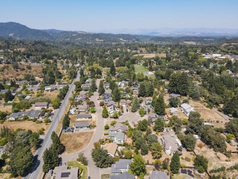 8021 Speer Ranch Road Forestville CA 95436
