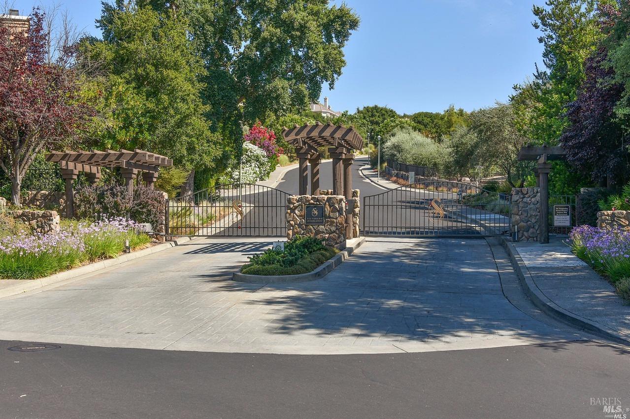 1166 Castle Oaks Drive Napa CA 94558
