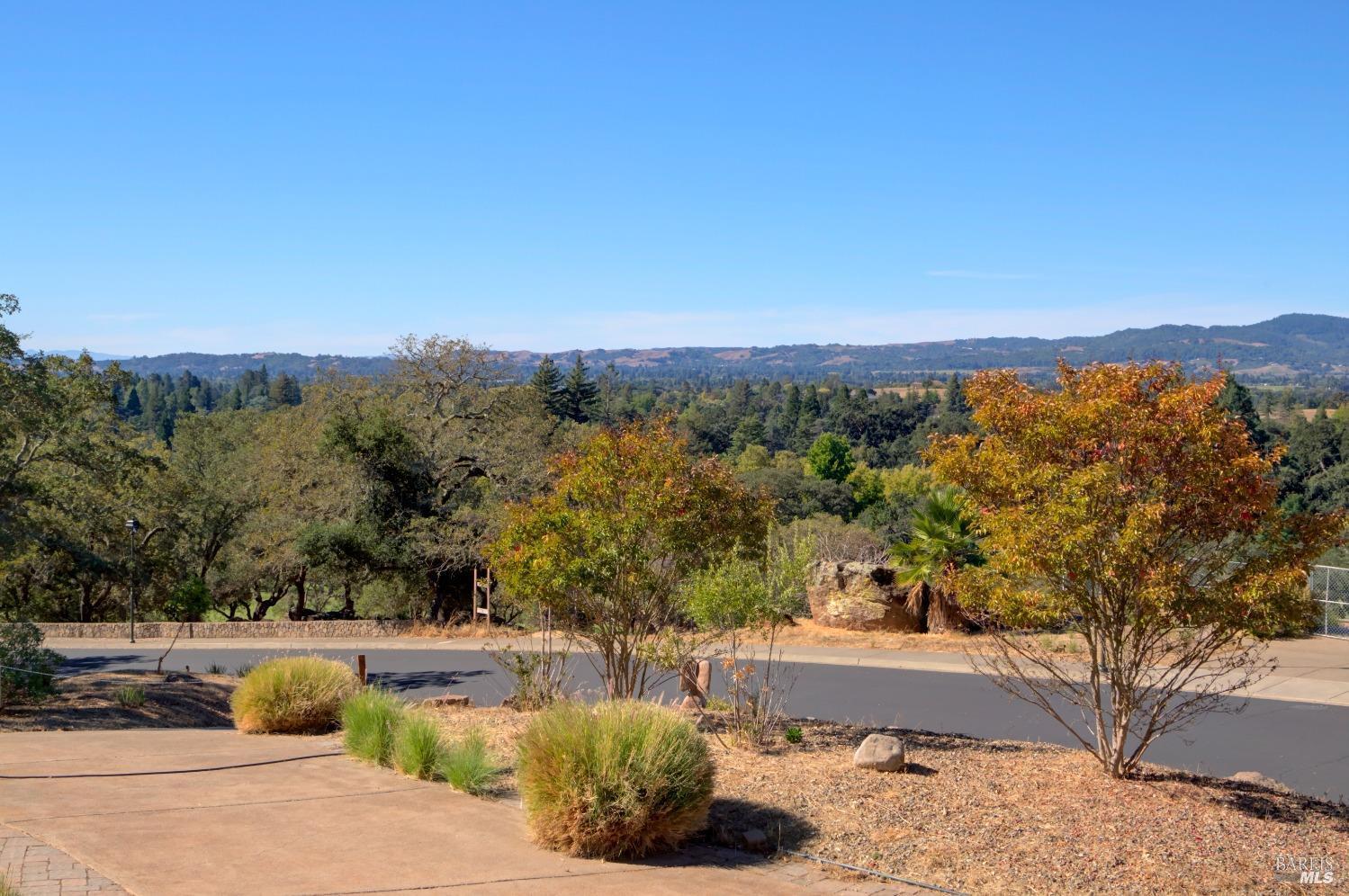 1166 Castle Oaks Drive Napa CA 94558