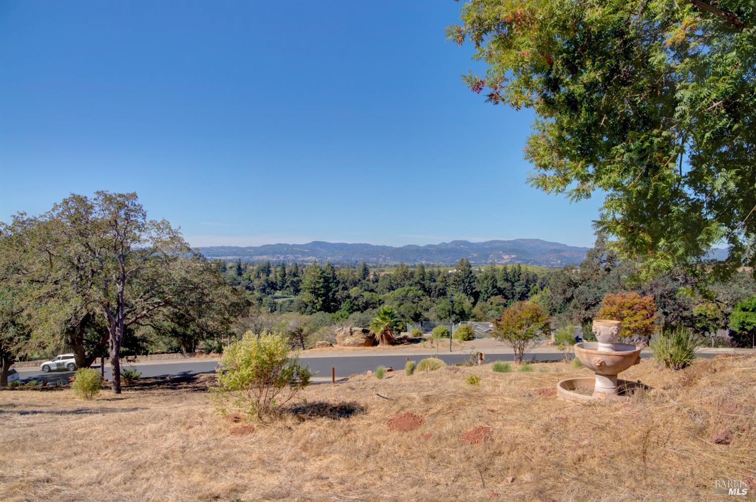 1166 Castle Oaks Drive Napa CA 94558