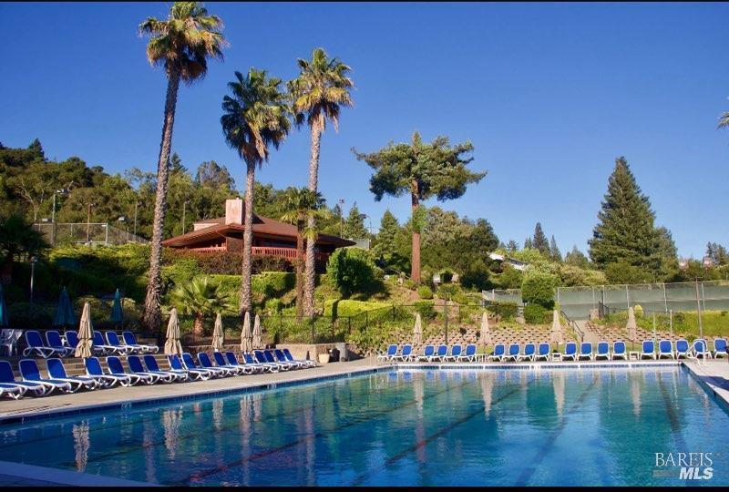 4980 Carriage Lane Santa Rosa CA 95403